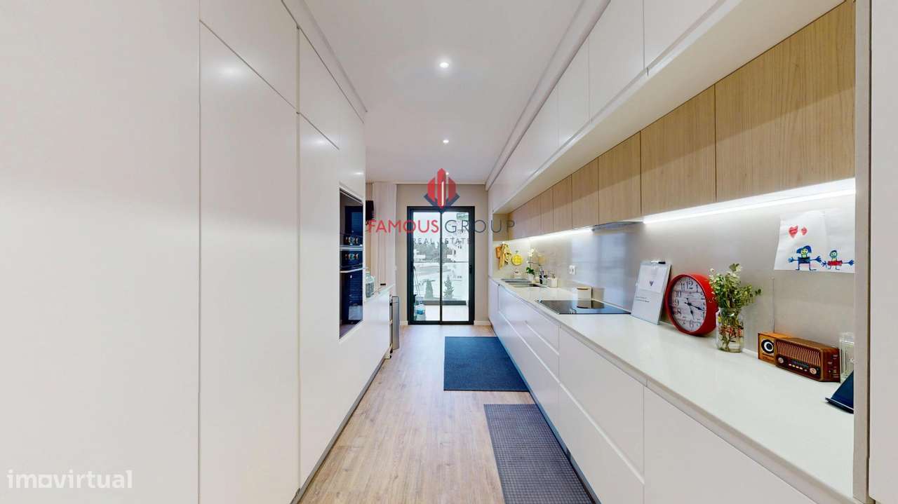 Penthouse T5 exclusiva com acabamentos de luxo - Portimão-9