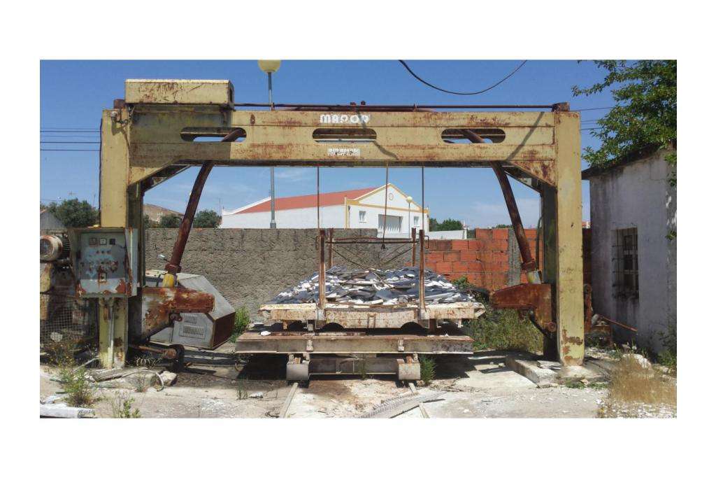 Oportunidade!! Armazém Antigas Instalações Serração Pedra/Marmores-6