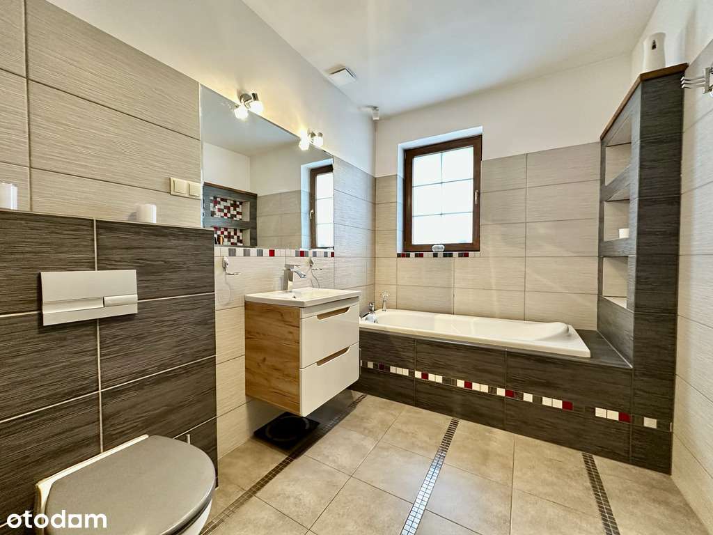 Komfortowy dom wolnostojący z ogrodem | Kościno-7