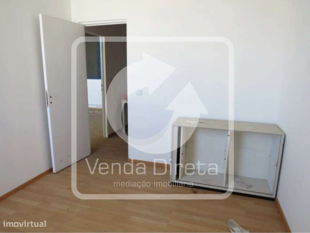 Armazém com 555 m² | 2 Pisos | Excelente Localização em Alverca do ...-7