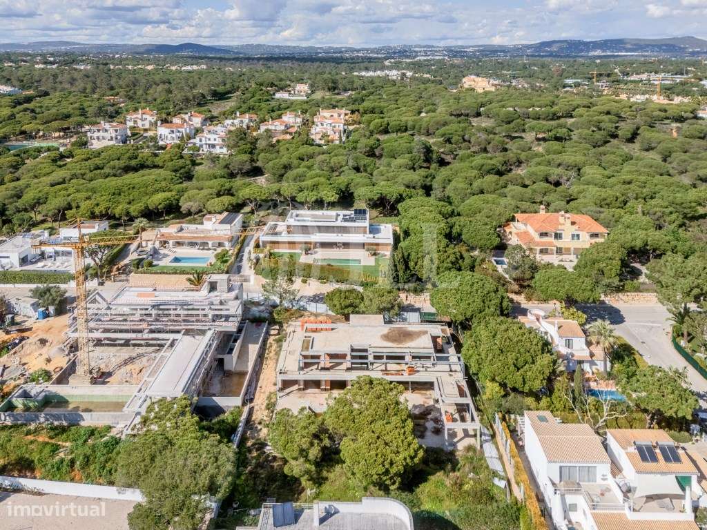 Moradia T6+2, na Quinta das Salinas, em Almancil - Grande imagem: 5/16