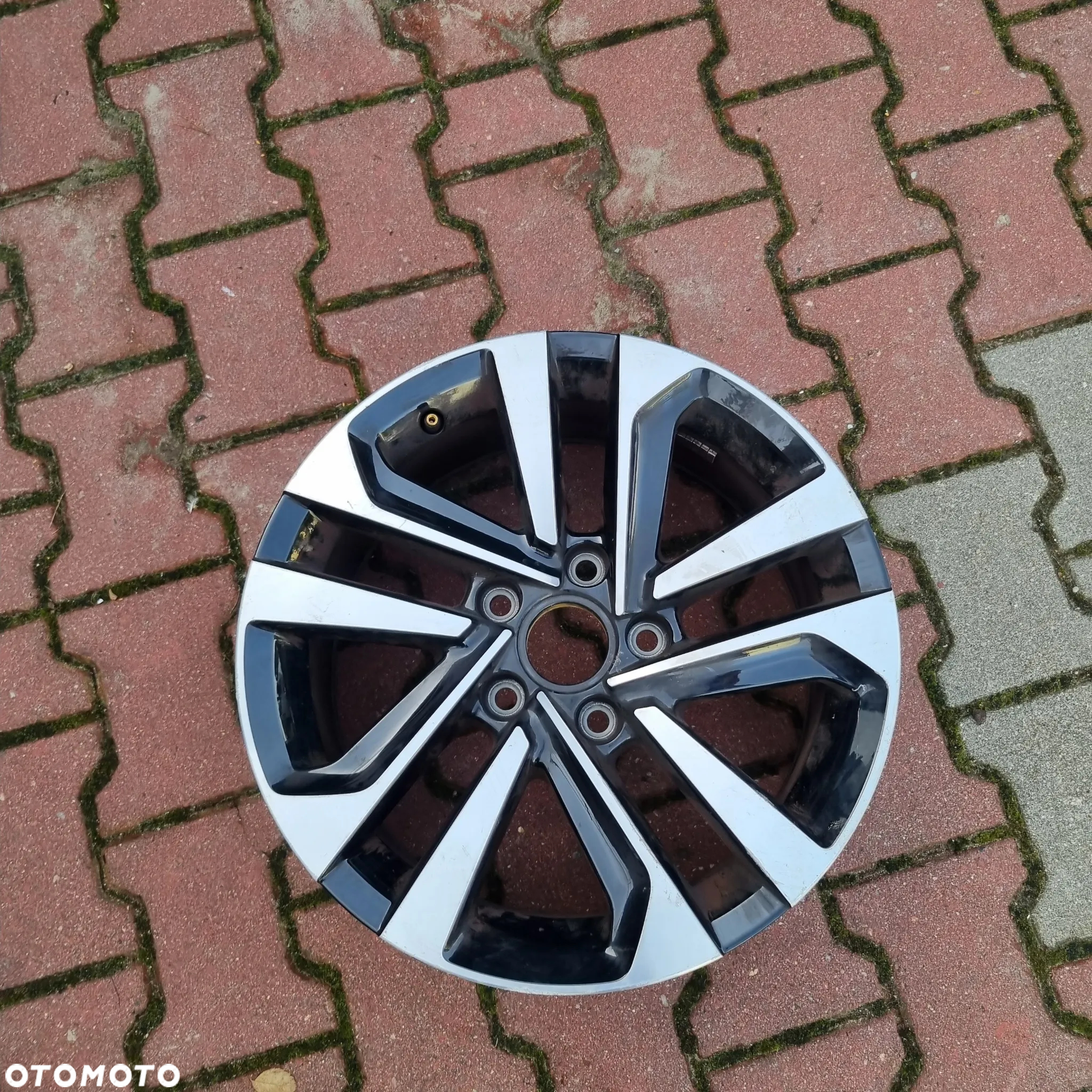 Felga aluminiowa Volkswagen OE 5H0601025T 7.0" x 16" 5x112 ET 48 - 8
