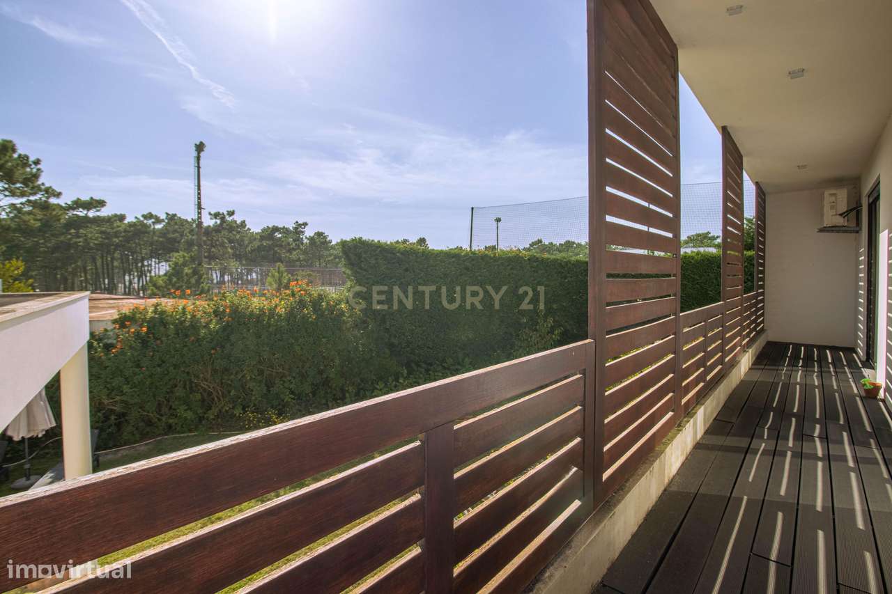 Moradia Isolada T4 291m2 em Lote de 1050 m2 em Mucifal, Colares, Sintr-45