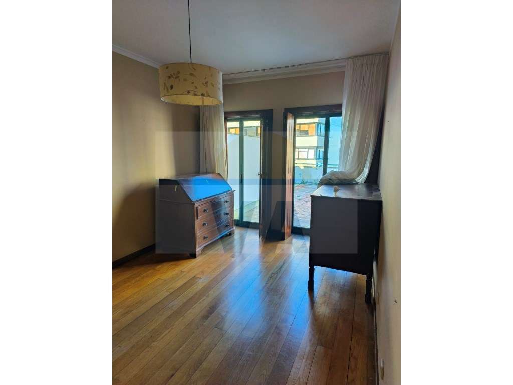 Moradia V4 em Caminha com vista Rio.-18