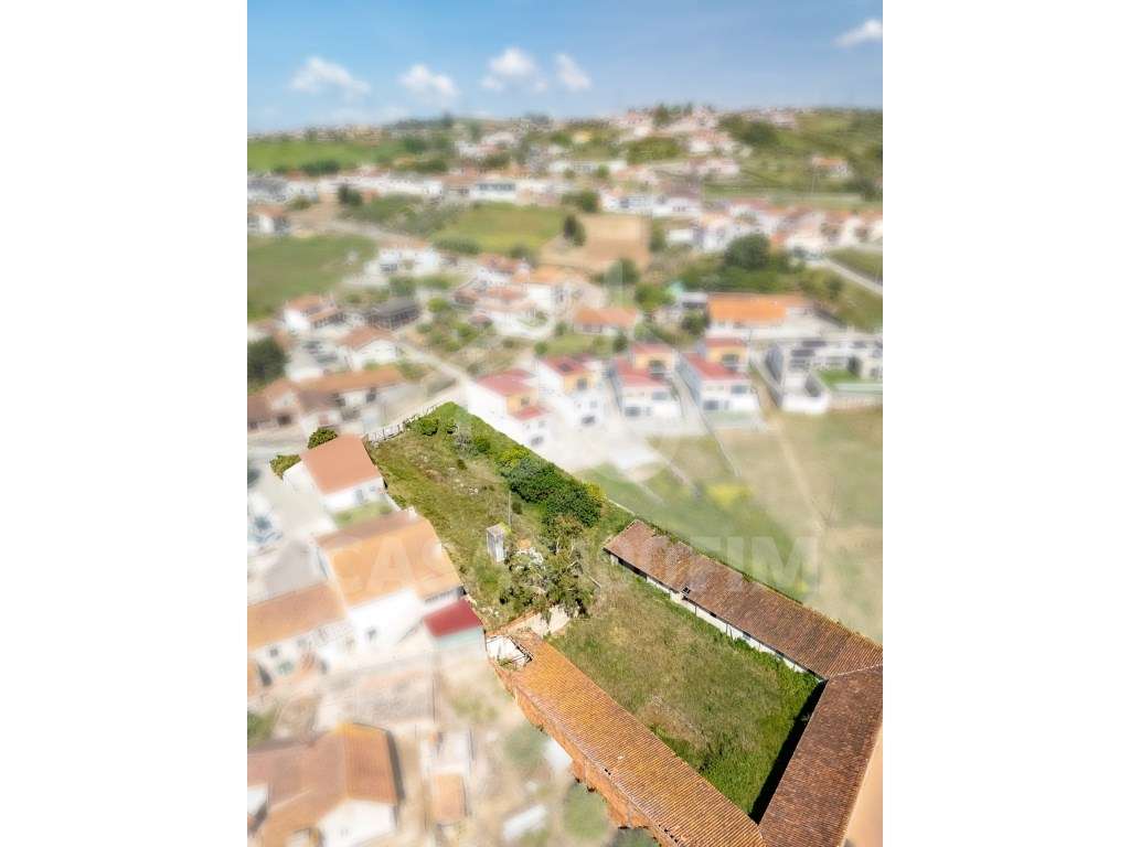 Terreno Urbano com 2720m² - Arneiro - Batalha-3