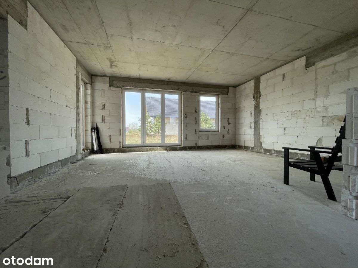 Pięknie położony dom z dwustanowiskowym garażem-4