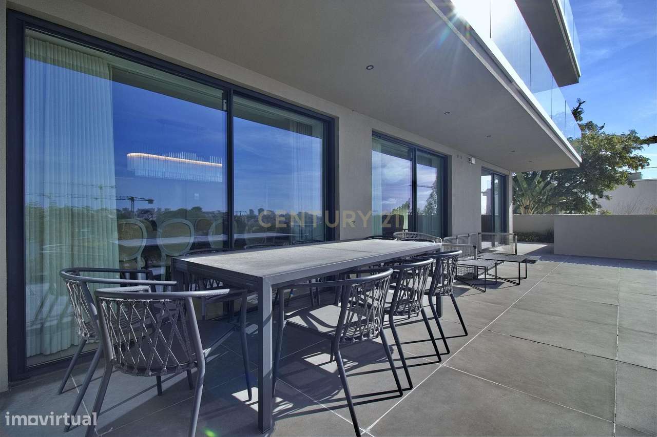 Espetacular Moradia T4 de luxo mobiliada para arrendamento em Cascais - Grande imagem: 5/36