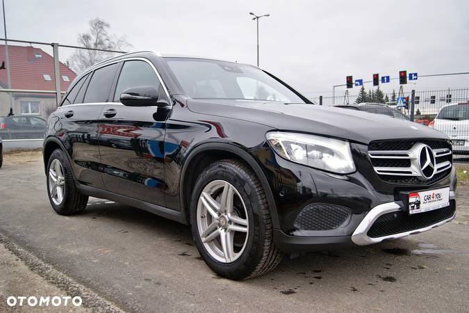 Mercedes-Benz GLC 220 d 4Matic 9G-TRONIC Exclusive - 3