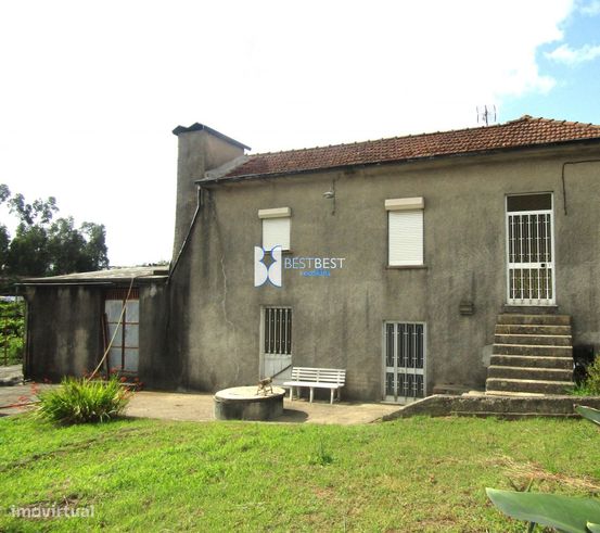 DUAS MORADIAS PARA RESTAURO,MAIS  TERRENO ( 3 ART.MATRICIAIS ),JUNTO C-11
