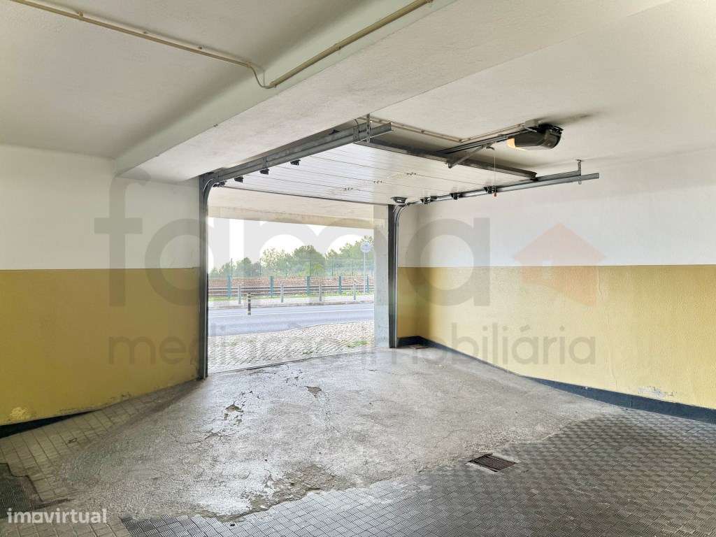 APARTAMENTO T4 EM OEIRAS-49