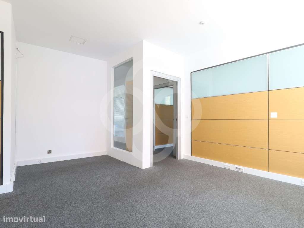 Escritório em Telheiras Localização Estratégica situado em Lisboa-7