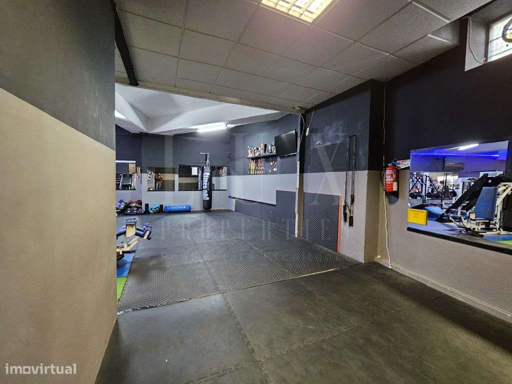 ESPAÇO COMERCIAL COM 220m2 EM CASCAIS - Grande imagem: 5/28