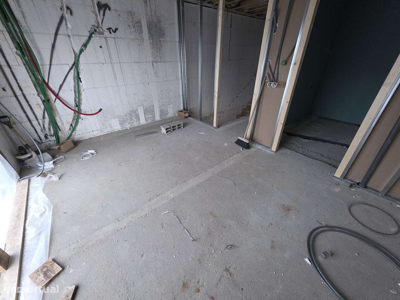 FANTÁSTICA Oportunidade de Negócio – Moradia T2-23