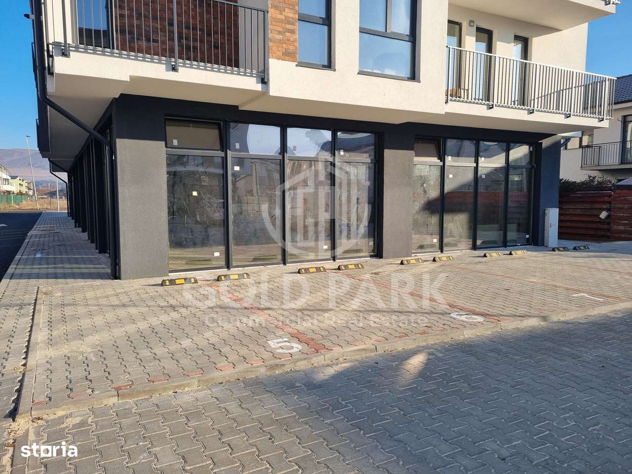 Spatiu Comercial - Zona Floresti - 160 mp - Bloc Nou - Imagine principală: 4/19