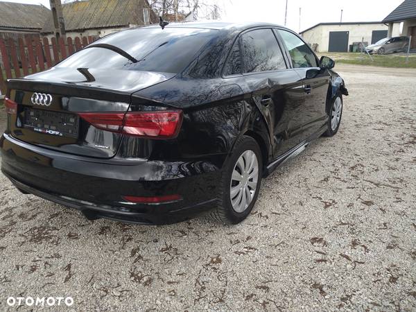 Audi A3 40 TDI Limousine quattro S tronic sport - 5