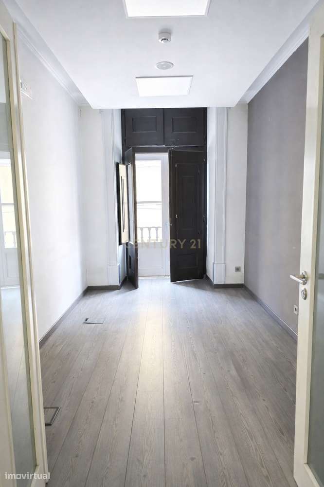 Escritório com 360 m2 na baixa de Lisboa - Grande imagem: 4/16