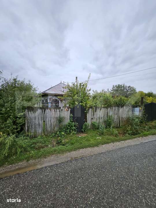 Proprietate de vanzare, 1000 mp, sat Garleni - Imagine principală: 5/13