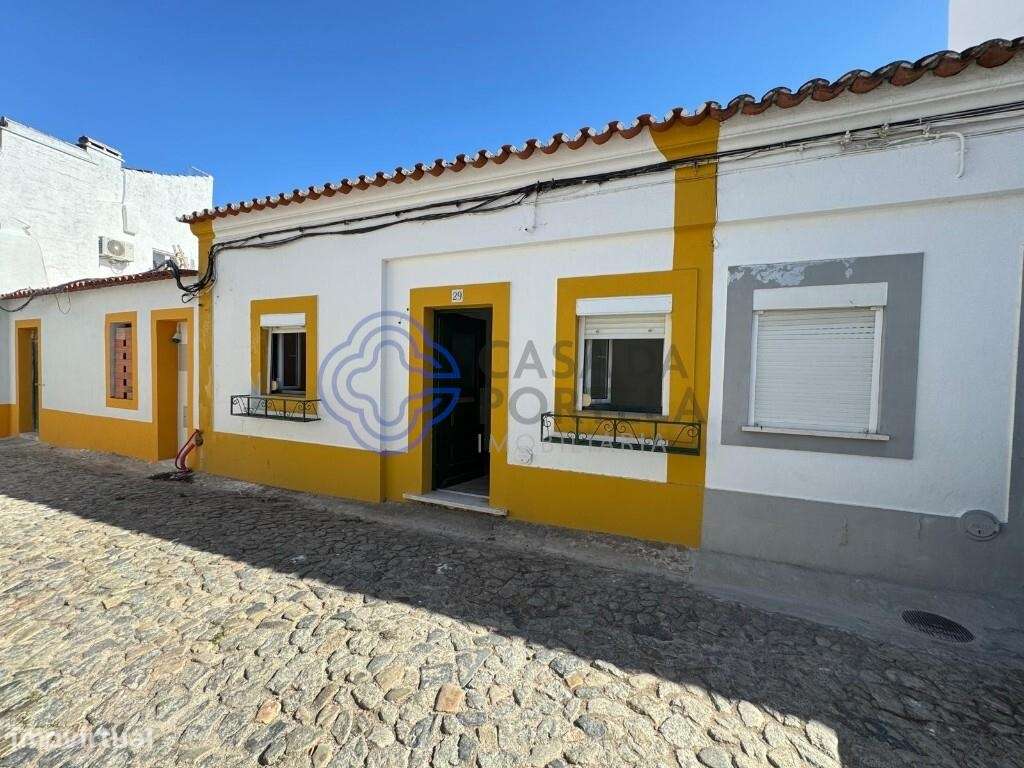 Moradia Térrea à Venda na zona histórica de Évora - Grande imagem: 2/29