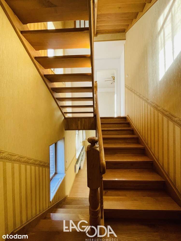 Dom w Międzyrzeczu z częścią handlowo-usługową-13