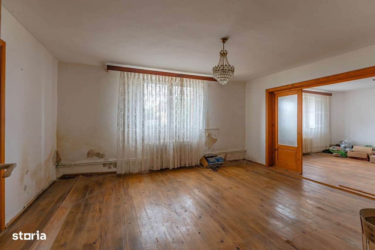 Casă individuală de renovare în Bod, Brașov-5