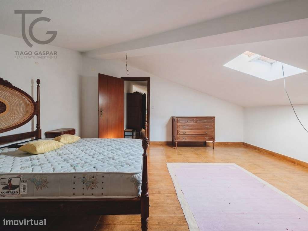 Moradia T3 com Terreno 10.000m² e Vinha em Produção | Arneiro - Tor...-24