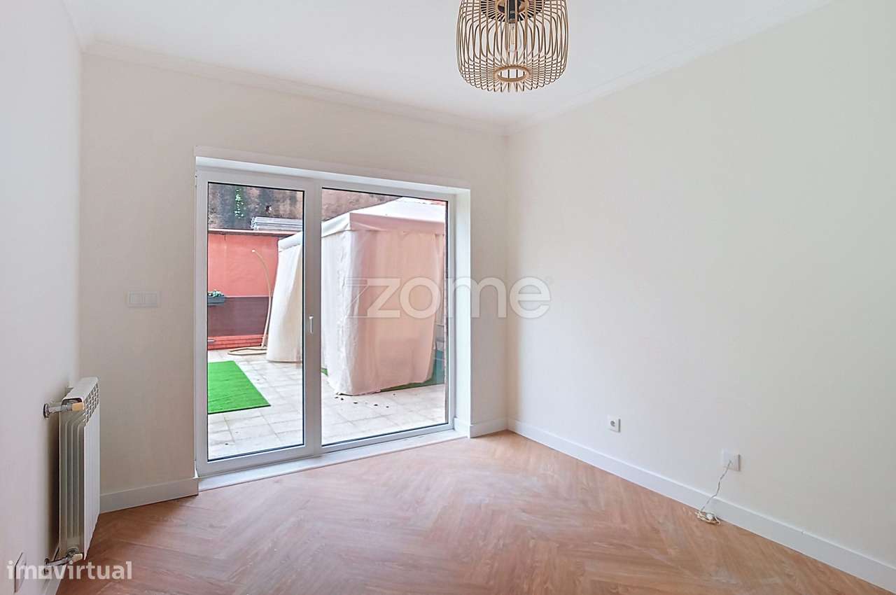 Apartamento T2 Premium com Terraço no Vale das Flores-20