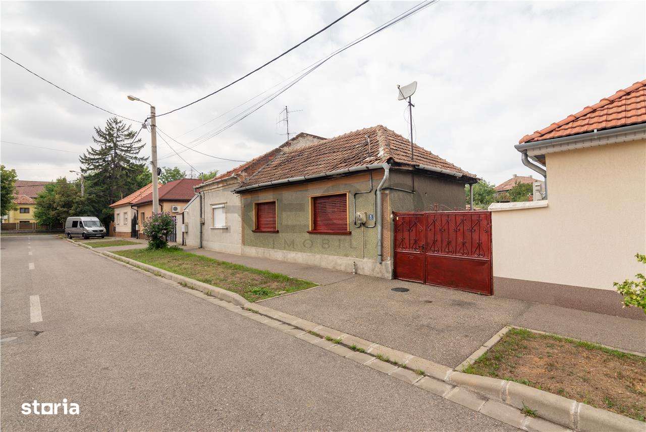 Casa renovabila cu teren de 620 mp in Cantemir - Imagine principală: 2/20