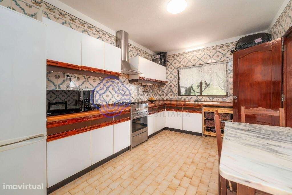 Magnífica Moradia T3 com Vista Mar e Localização Estratégica – Loulé-27