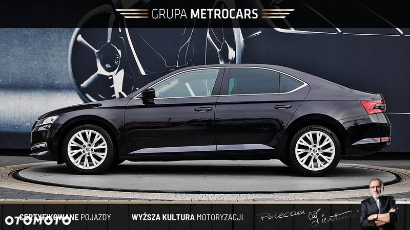 Skoda Superb 2.0 TDI SCR Style DSG - 4