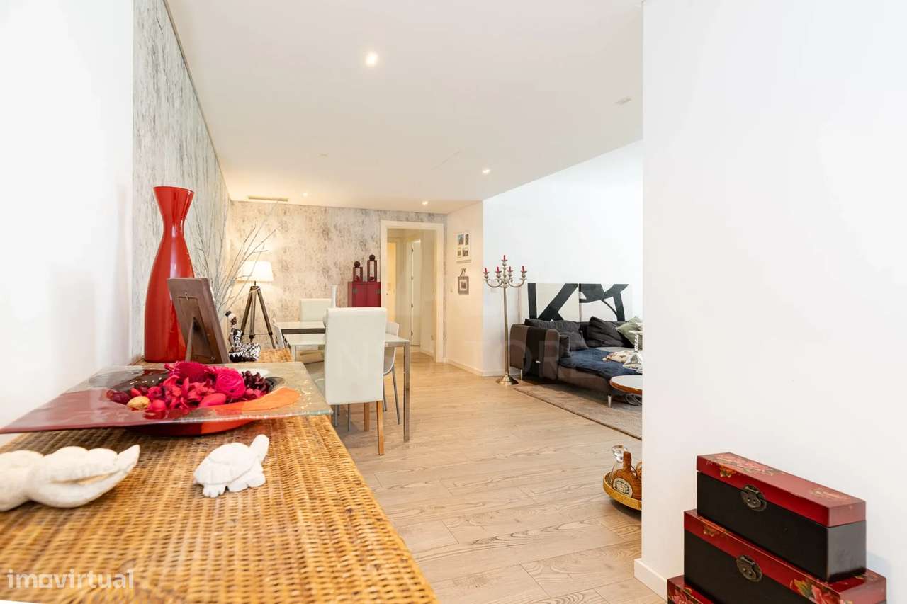 Apartamento T2, com 2 lugares de parqueamento, na Malvarosa, Alverc... - Grande imagem: 4/44