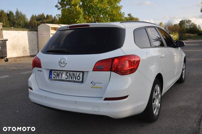 Opel Astra 1.6 Sports Tourer Automatik Fun - 8