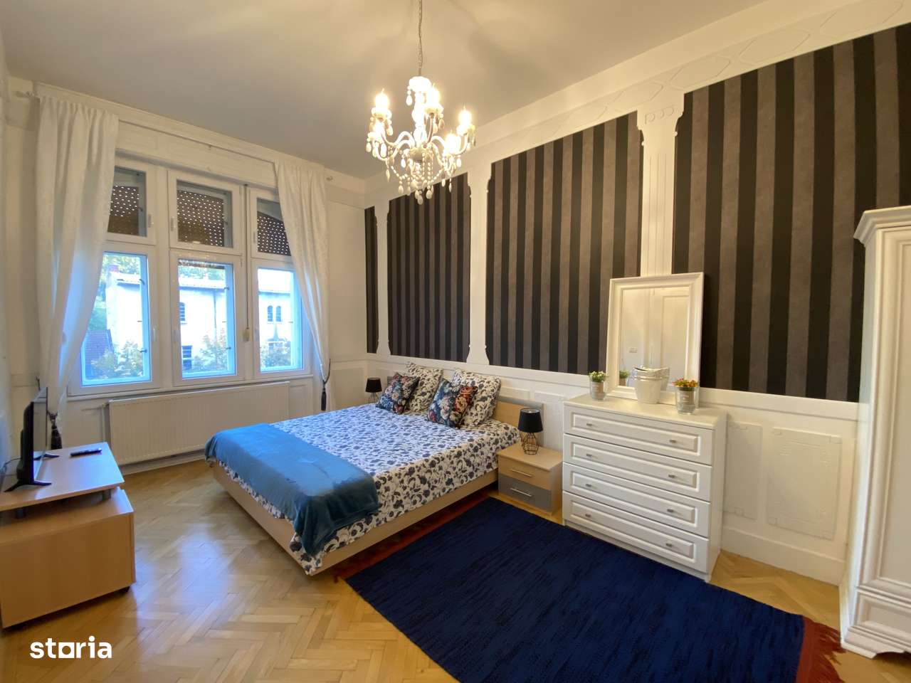 Cladire Istorica, 4 camere, 134 mp, Renovat, Zona Sinaia, Comision 0% - Imagine principală: 5/15