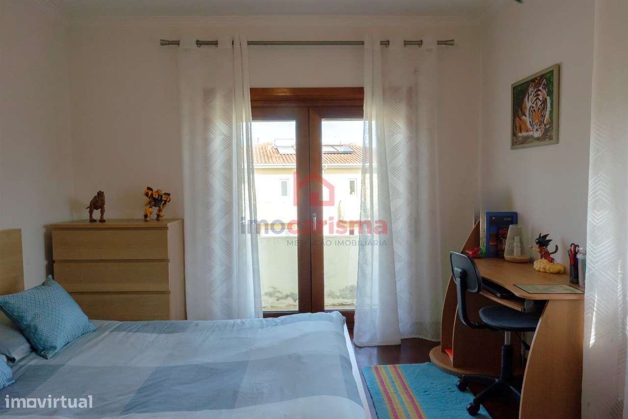 Moradia T4 em Guardizela, Guimarães-9