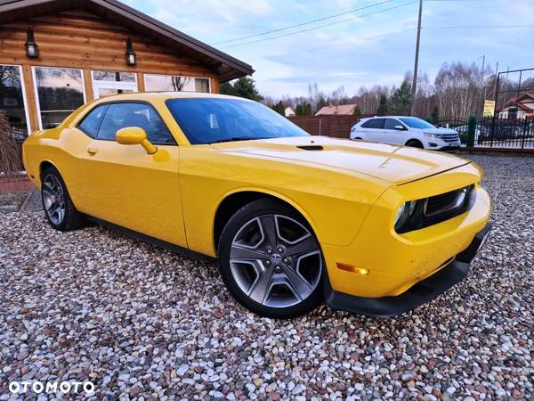 Dodge Challenger - 3