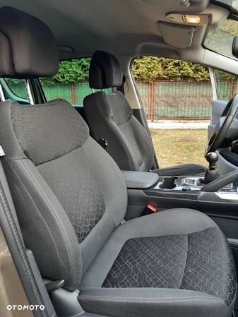 Peugeot 3008 1.6 HDi Style - 3