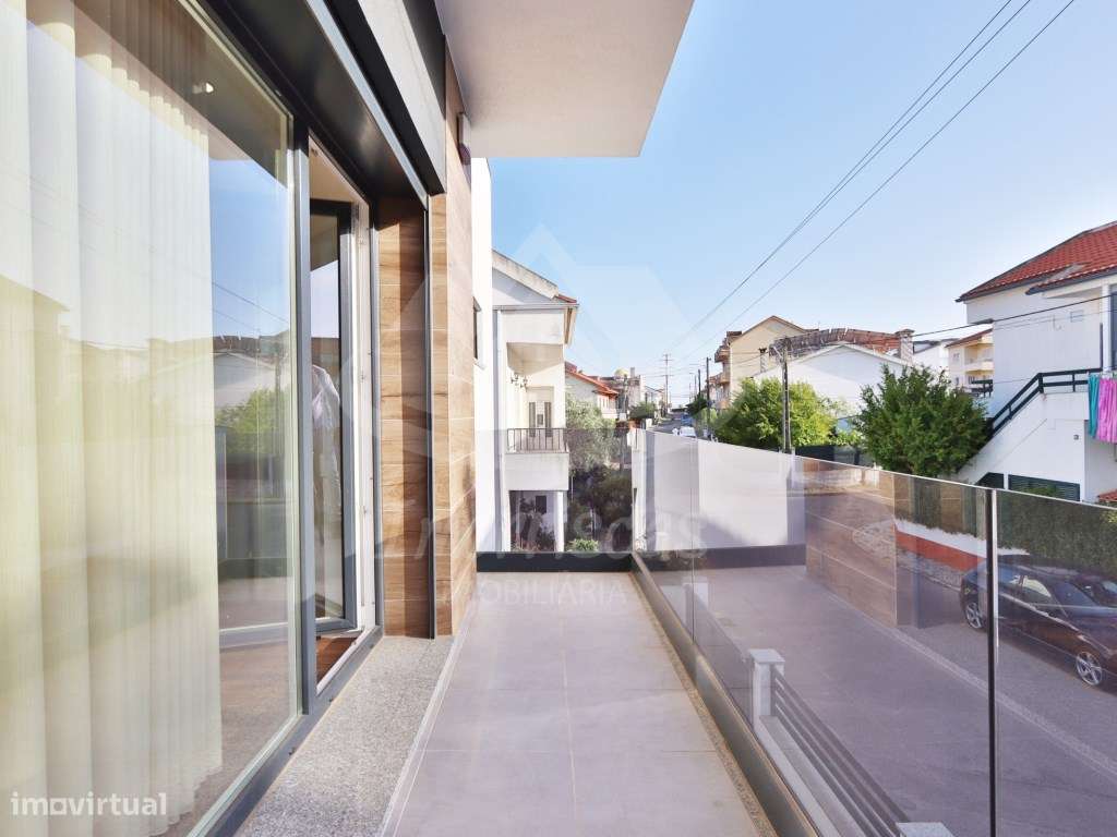 Moradia T4 Nova de Luxo com Vista Total Rio | Bairro Alto da Casa B...-14