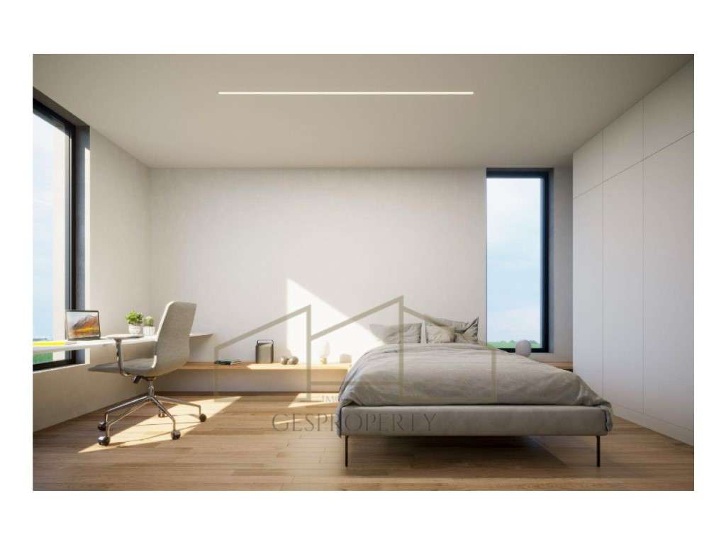 Moradia Isolada T4 com Piscina na Aroeira-12