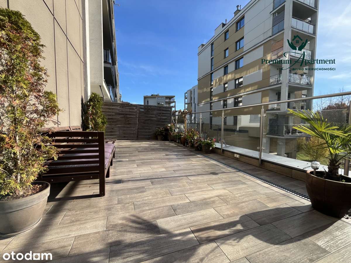 Komfortowe mieszkanie z tarasem i balkonem-14