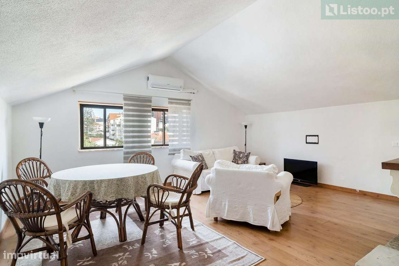 Apartamento T2+T1 com vista mar, no Monte Estoril-19