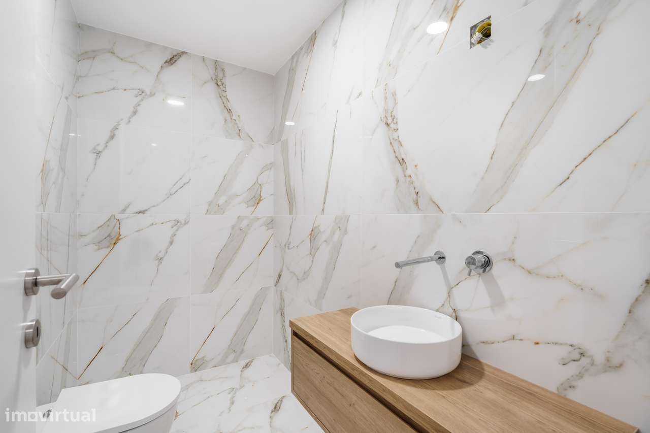 Exclusivo T3 Novo no Último Piso | 196 m² | Duas Frentes-8