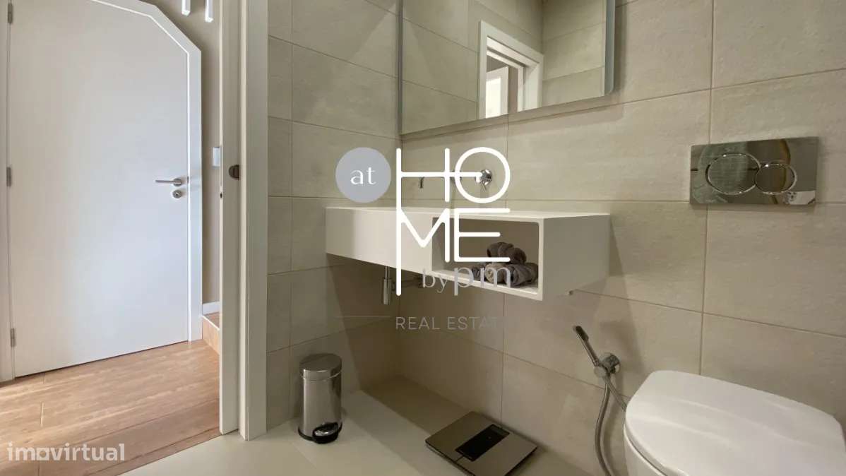 Caramão da Ajuda | Moradia T3 geminada única | Com garagem e terraço-21