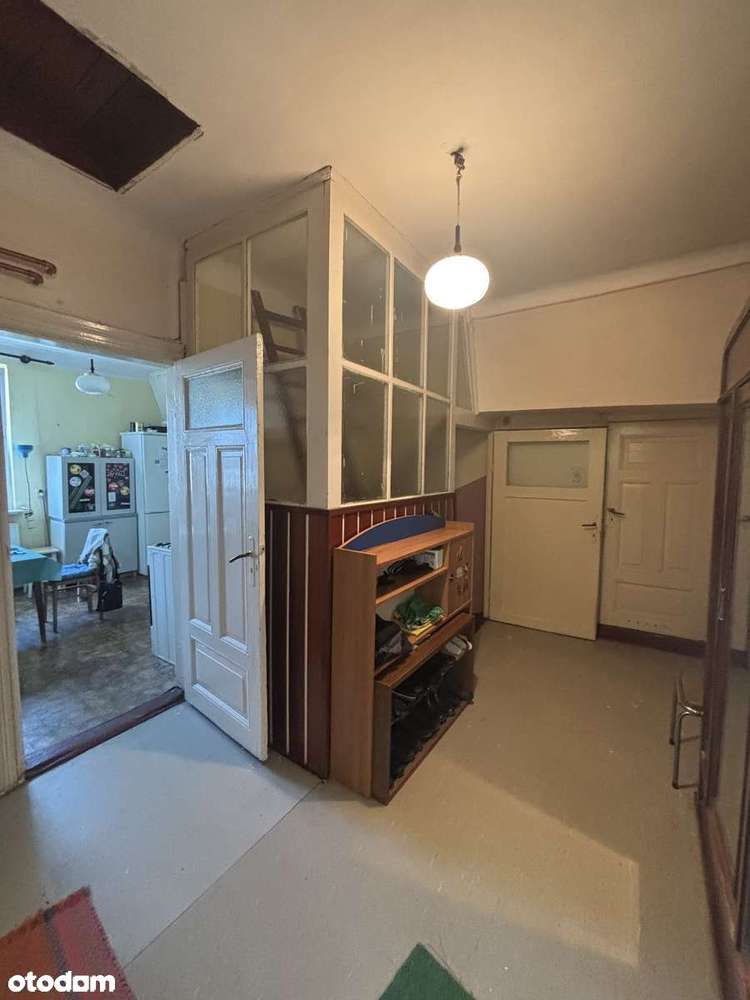 Okazja! Samodzielna góra domu, ładna działka,kameralne miejsce.-10