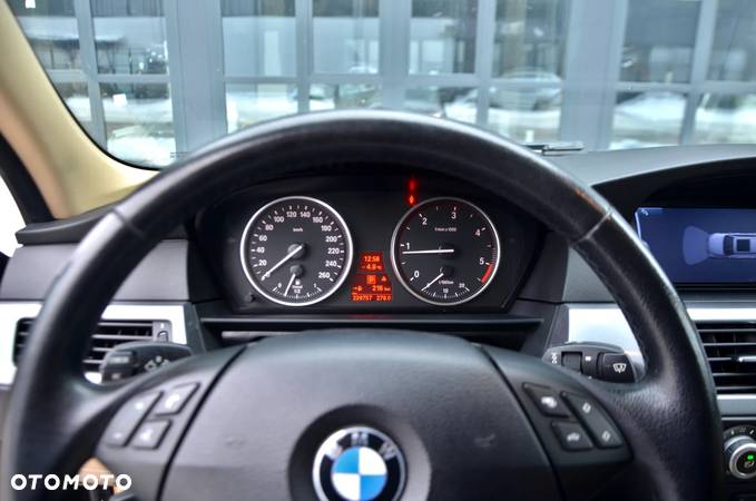 BMW Seria 5 - 9