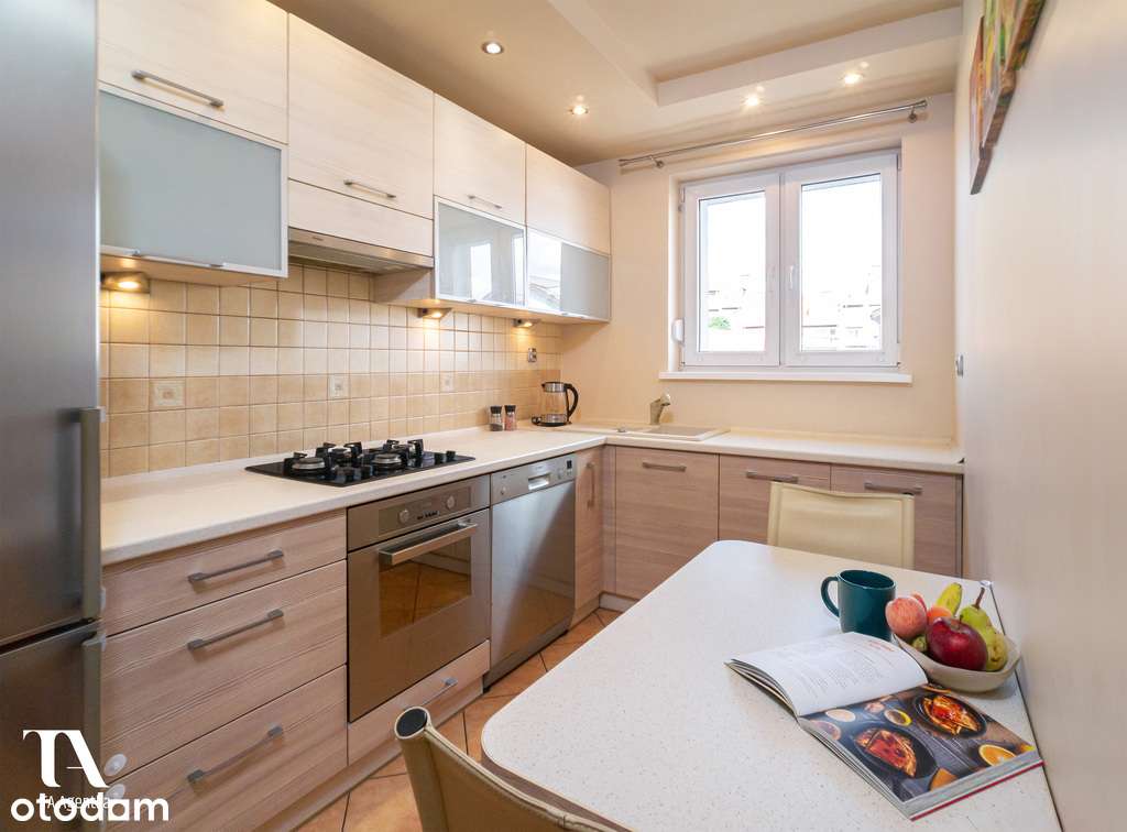 3pokojowe mieszkanie z balkonem w świetnej okolicy - Pełny obrazek: 3/13