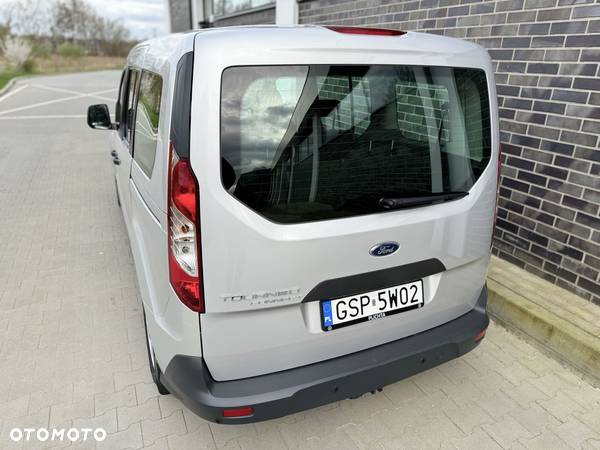 Ford Tourneo Connect Grand - 10