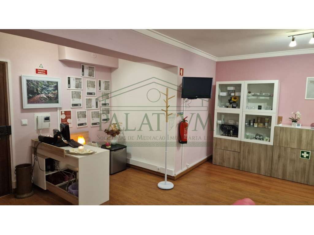 Espaço para escritório em Almada-7