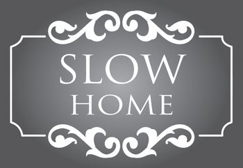 SLOW HOME Nieruchomości Logo