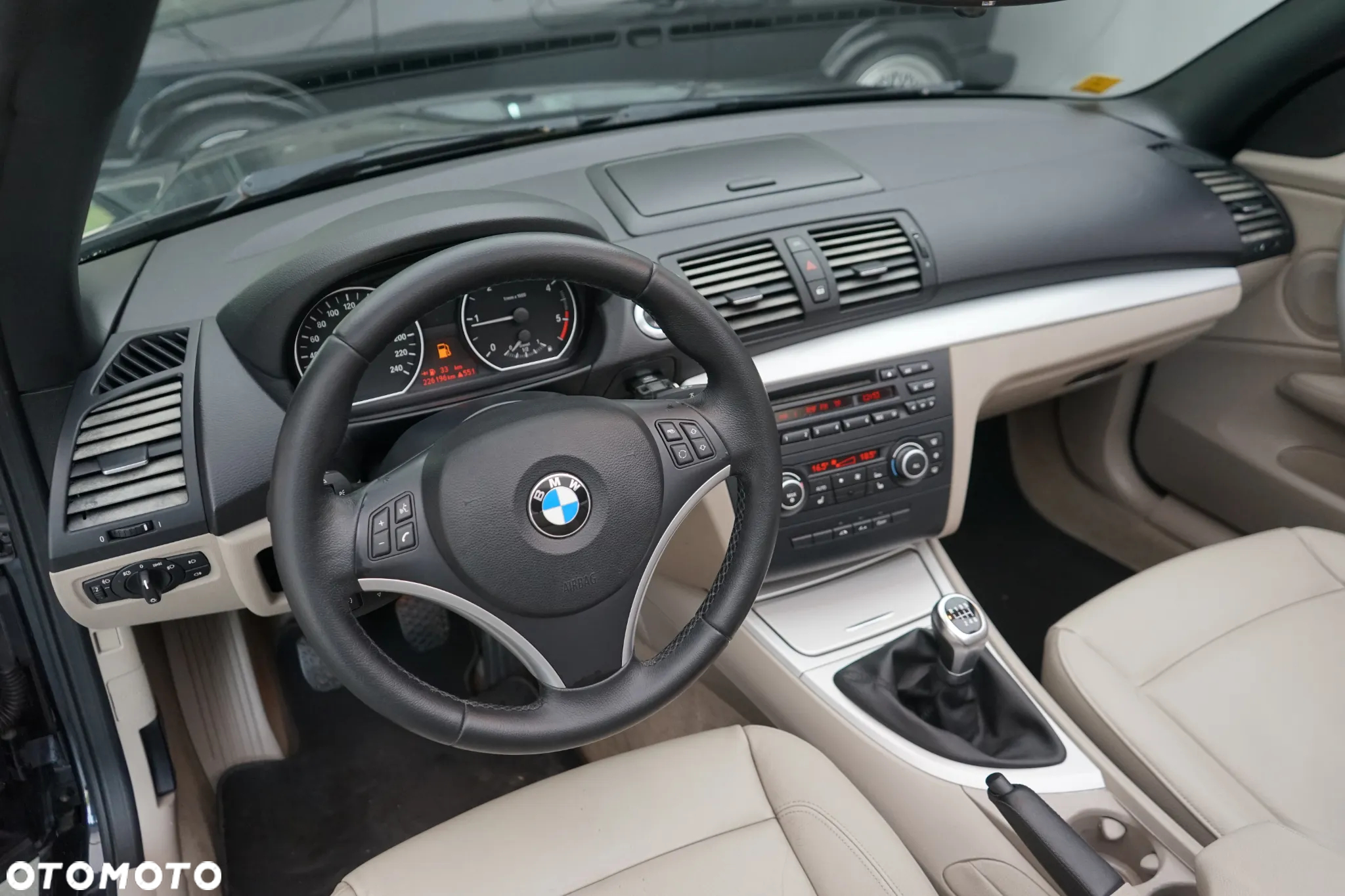 BMW Seria 1 118d - 18