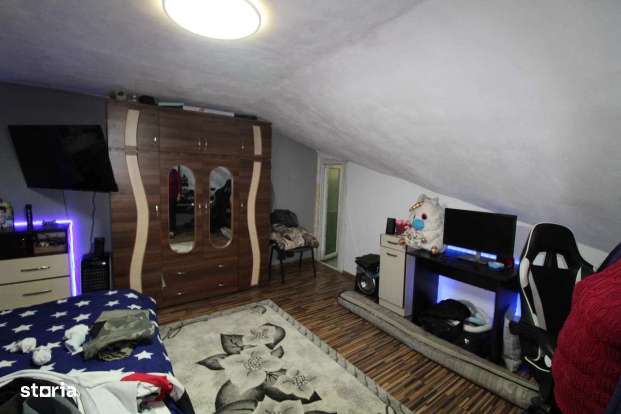 Casă Oras Țicleni - Imagine principală: 5/10