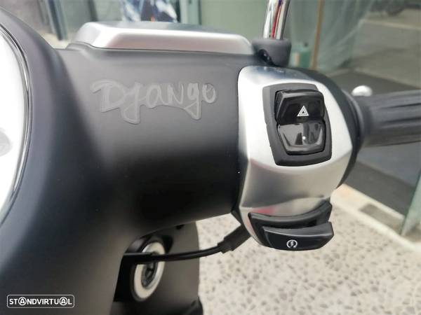 Peugeot Django 125 - 8